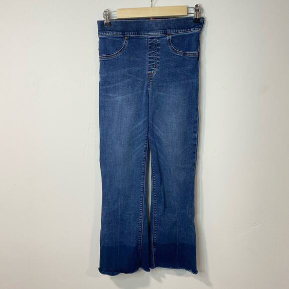SPANX Women's Cropped Flare Denim Jeans Medium Wash Blue Small Stretch Pull On - Picture 2 of 11